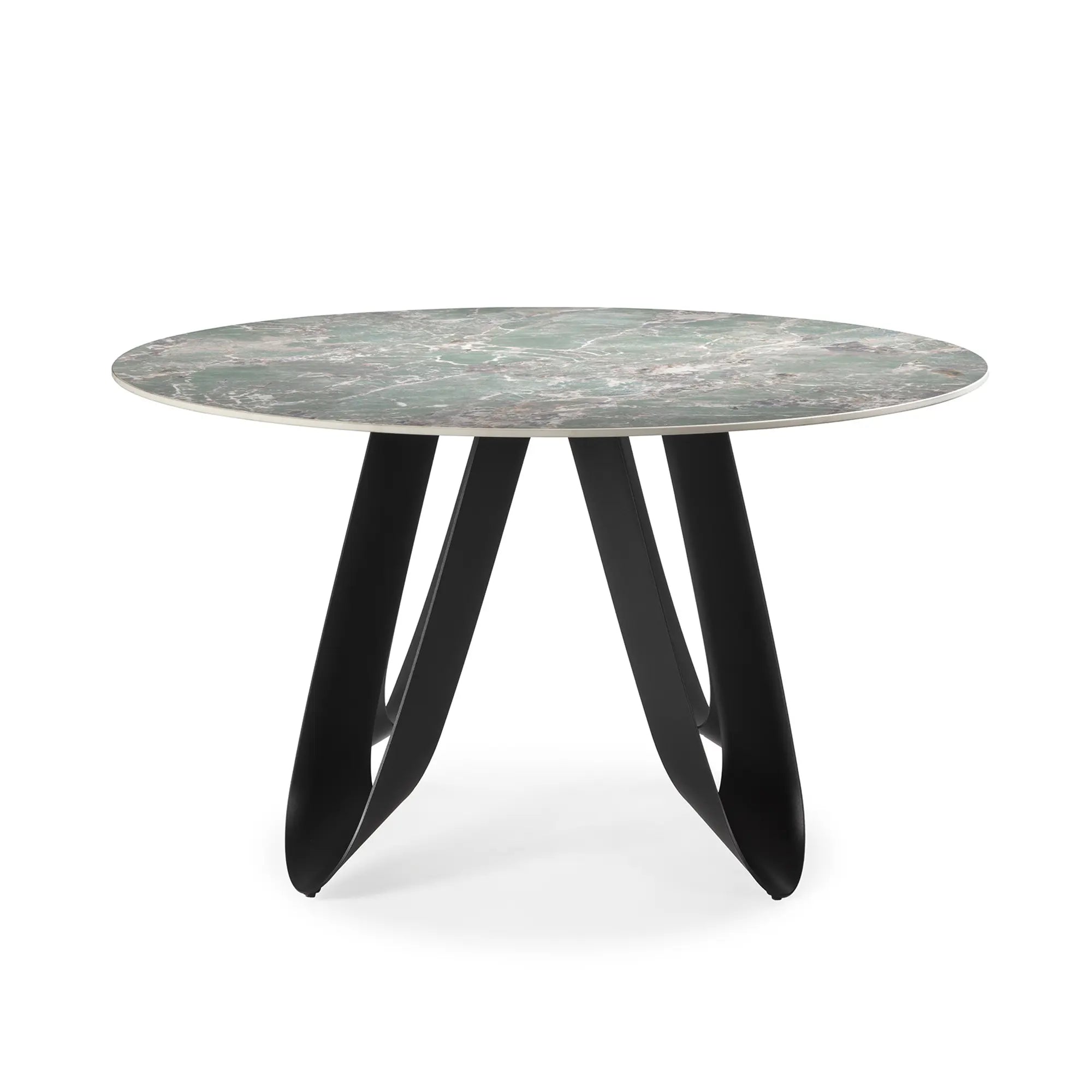 Mesa de Comedor Aila 135 cm - frontal