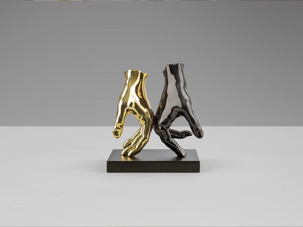 Figura decorativa Manos gris y oro