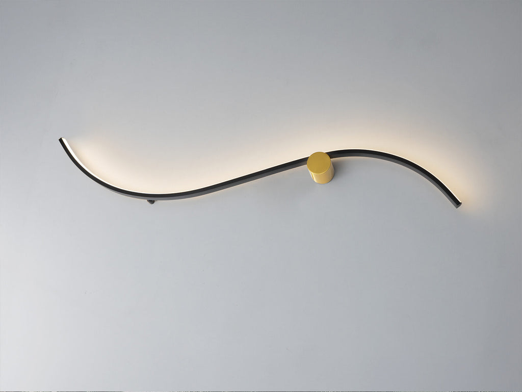 Aplique LED Siloe negro y oro
