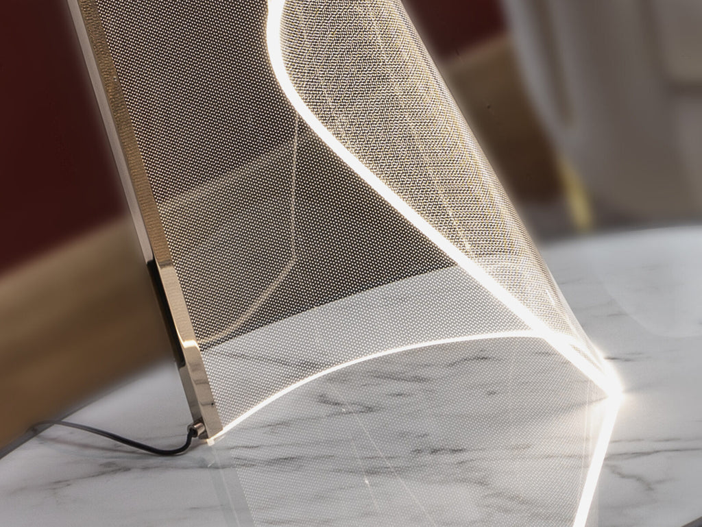 Lámpara de mesa Velos LED oro rosa