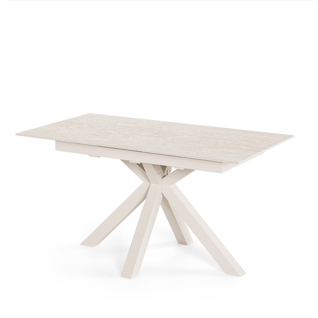 Mesa Lori en ambiente
